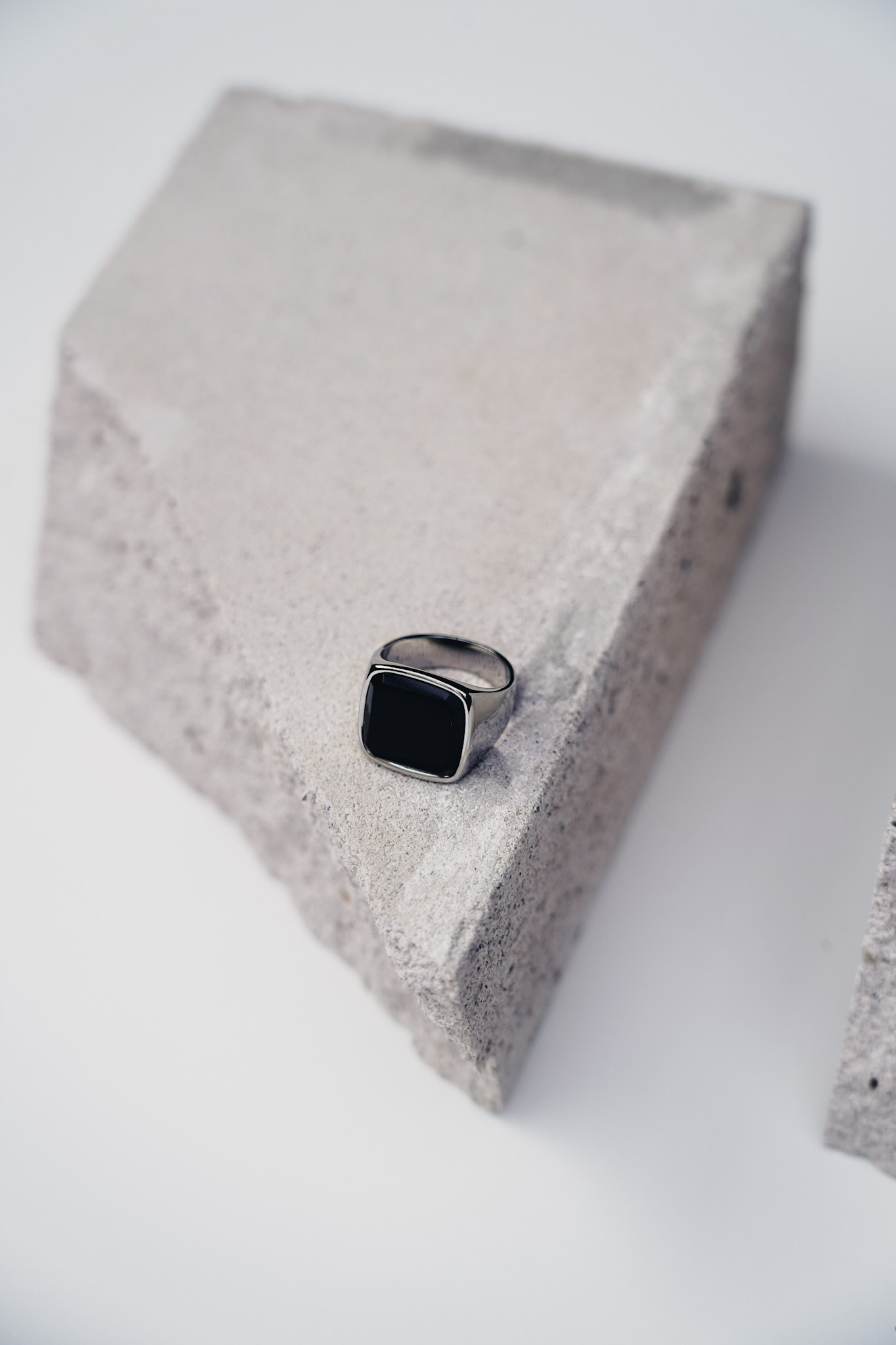 Black Onyx Oversize Signature - Silver tone ring - Oversize rings 