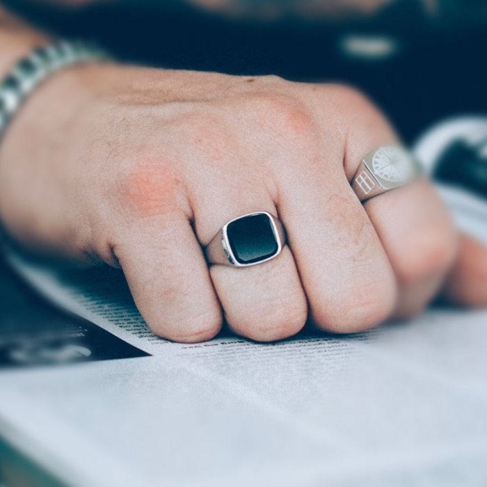 Black Onyx Signature - Sølvtonet ring